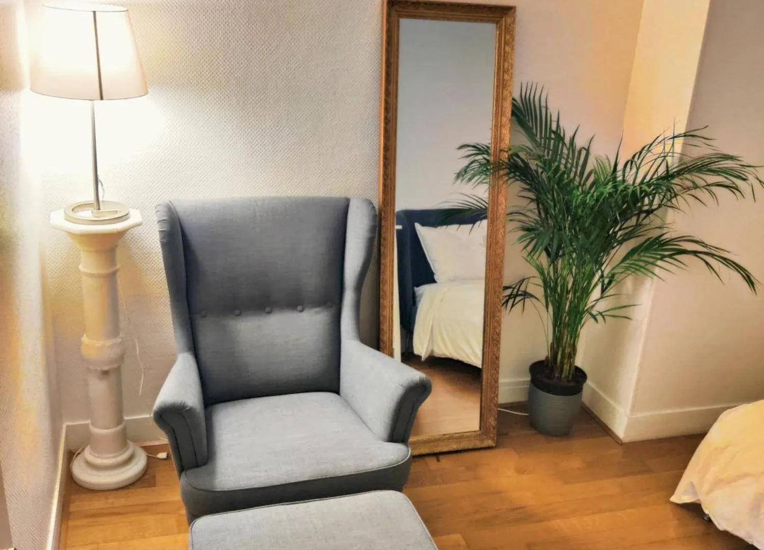 Bright & Cozy Apartment In Passy, Trocadero, Paris France